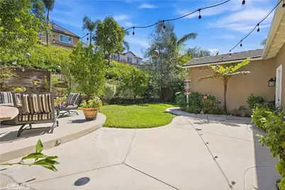8 Sutherland Drive, Ladera Ranch, CA 92694 - Photo 2
