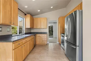 40208 Corte Peralta, Murrieta, CA 92562 - Photo 16