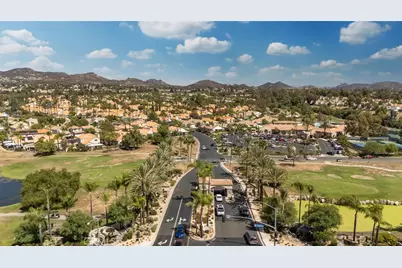 40208 Corte Peralta, Murrieta, CA 92562 - Photo 34