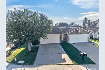 8433 E Saratoga, Anaheim, CA 92808 - Photo 32