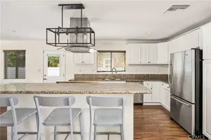 2152 N Greenbrier Rd, Long Beach, CA 90815 - Photo 18