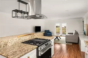 2152 N Greenbrier Rd, Long Beach, CA 90815 - Photo 16