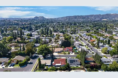 7639 Faust, West Hills, CA 91304 - Photo 6