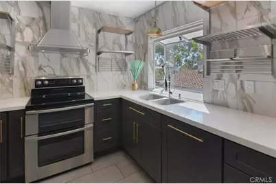 18 Corniche Dr #H, Dana Point, CA 92629 - Photo 2