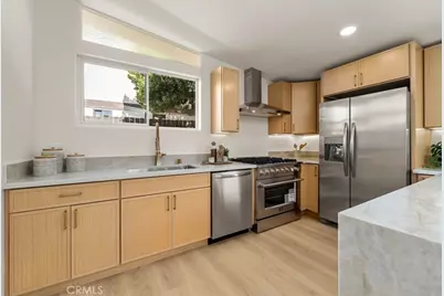 13817 Tobiasson Rd, Poway, CA 92604 - Photo 2