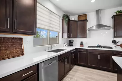 25330 Summer Creek Drive, Menifee, CA 92586 - Photo 24