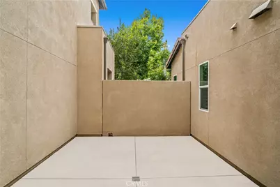 220 Follyhatch, Irvine, CA 92618 - Photo 36
