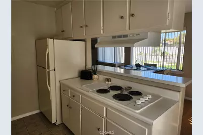 2902 Peppertree Lane, Costa Mesa, CA 92626 - Photo 10