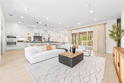 72 Ray, Irvine, CA 92618 - Photo 2