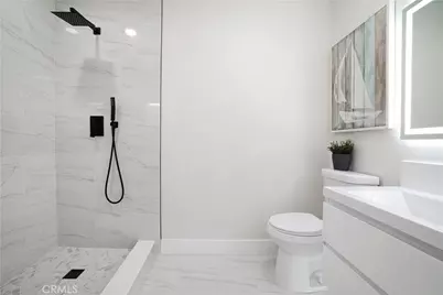 209 N Dahlia Drive, Anaheim, CA 92801 - Photo 18