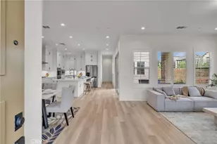366 Baluster, Irvine, CA 92618 - Photo 4