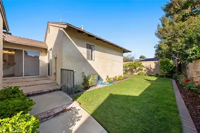1114 N Acacia Avenue, Fullerton, CA 92831 - Photo 6