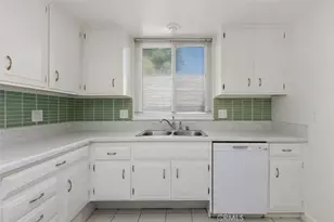 341 Avenida Sevilla, Laguna Woods, CA 92637 - Photo 14