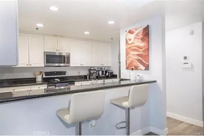 838 Pine, Long Beach, CA 90813 - Photo 2