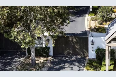 28640 Martingale Drive, San Juan Capistrano, CA 92675 - Photo 2