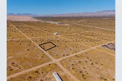 3 Comstock Avenue, Mojave, CA 93501 - Photo 8