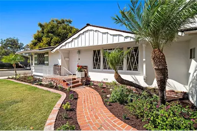 360 Bucknell Road, Costa Mesa, CA 92626 - Photo 2