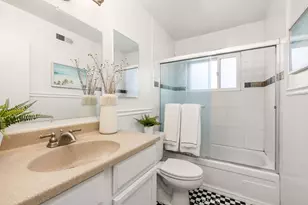 10166 Disney, Huntington Beach, CA 92646 - Photo 14