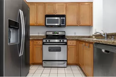 450 J, San Diego, CA 92101 - Photo 16