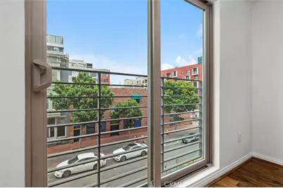 450 J, San Diego, CA 92101 - Photo 8