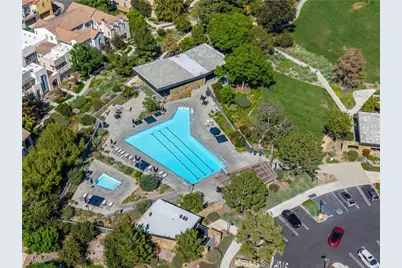 108 Tinker, Irvine, CA 92618 - Photo 8