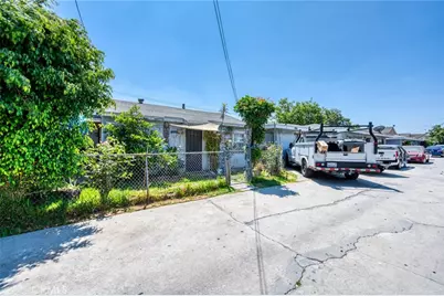 4900 Live Oak Street, Cudahy, CA 90201 - Photo 18