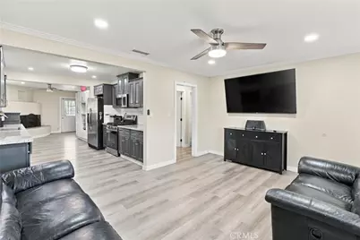 10806 Van Ruiten, Norwalk, CA 90650 - Photo 8
