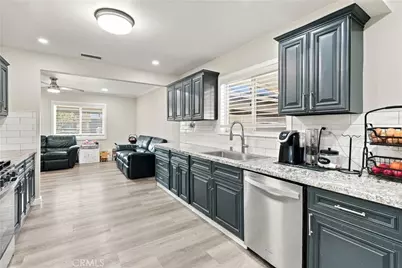10806 Van Ruiten, Norwalk, CA 90650 - Photo 12