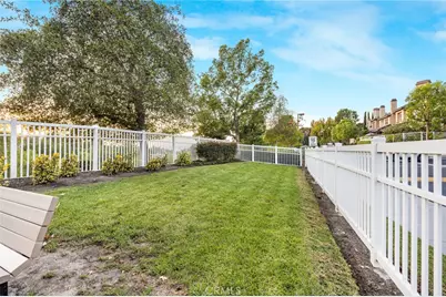 1136 S Country Glen, Anaheim, CA 92808 - Photo 36