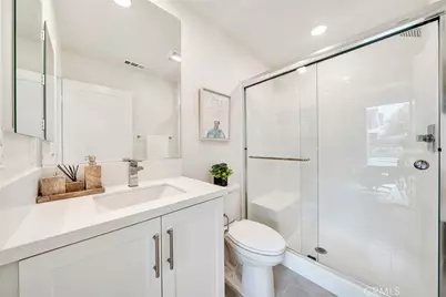 16345 Veterans, Tustin, CA 92782 - Photo 8