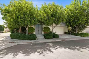 17 Berkshire, Aliso Viejo, CA 92656 - Photo 2