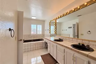 18370 Niagara, Victorville, CA 92395 - Photo 46