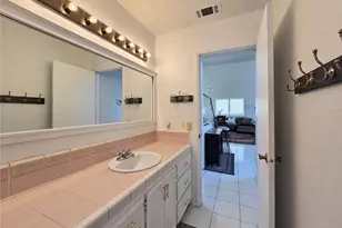 18370 Niagara, Victorville, CA 92395 - Photo 22