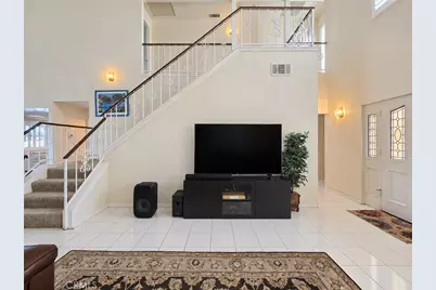 18370 Niagara, Victorville, CA 92395 - Photo 6