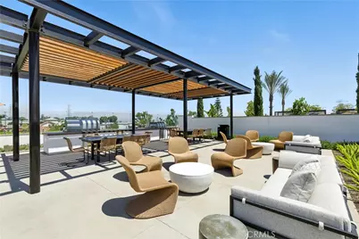 2445 Liv Way, Montebello, CA 90640 - Photo 32