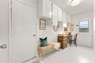 8641 Salt Lake Dr, Huntington Beach, CA 92646 - Photo 18