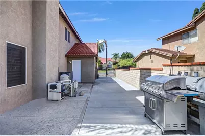 17102 Whispering Brook, Riverside, CA 92503 - Photo 48