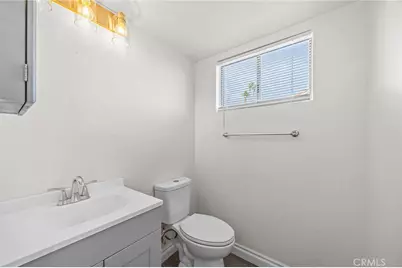 32970 Winnepeg Pl, Lake Elsinore, CA 92530 - Photo 16