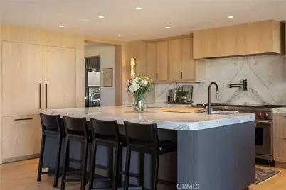 2118 Leeward, Newport Beach, CA 92660 - Photo 12