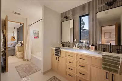 2118 Leeward, Newport Beach, CA 92660 - Photo 30
