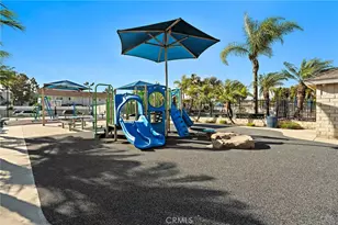 19791 Cambridge Ln, Huntington Beach, CA 92646 - Photo 32