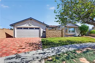6121 Arrowhead Dr, Huntington Beach, CA 92647 - Photo 1