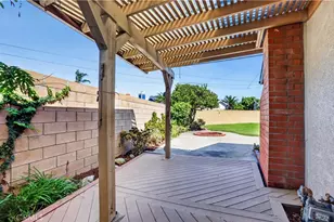 6121 Arrowhead Dr, Huntington Beach, CA 92647 - Photo 30