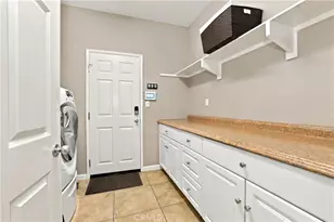 17074 Broken Rock Ct, Riverside, CA 92503 - Photo 20