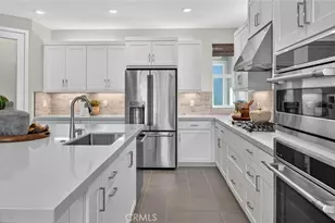 933 Treble, Irvine, CA 92618 - Photo 2