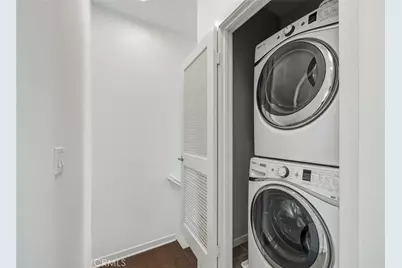5627 Observation, Los Angeles, CA 90028 - Photo 24