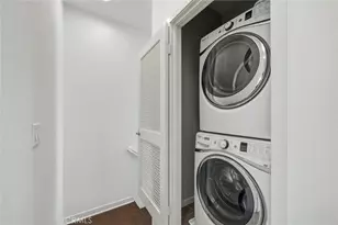 5627 Observation, Los Angeles, CA 90028 - Photo 24