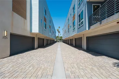 5627 Observation, Los Angeles, CA 90028 - Photo 38