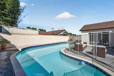 15051 Anita, Westminster, CA 92683 - Photo 32