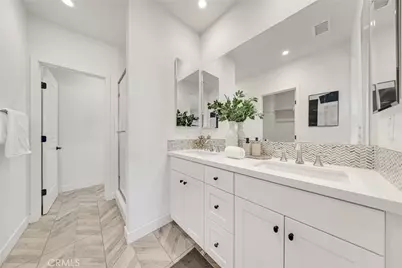 114 Anthology, Irvine, CA 92618 - Photo 28
